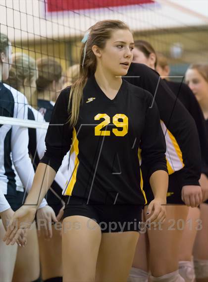 Thumbnail 3 in El Dorado @ Flintridge Sacred Heart (CIF SS Playoffs) photogallery.