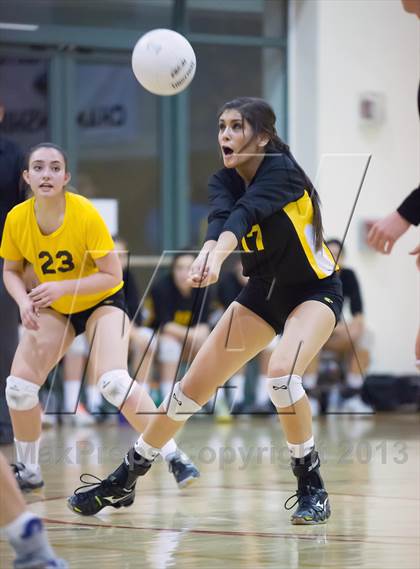 Thumbnail 2 in El Dorado @ Flintridge Sacred Heart (CIF SS Playoffs) photogallery.