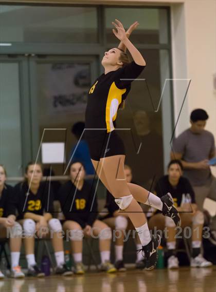 Thumbnail 2 in El Dorado @ Flintridge Sacred Heart (CIF SS Playoffs) photogallery.