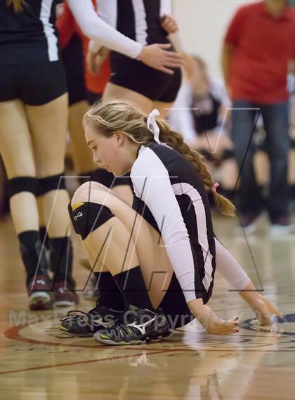 Thumbnail 2 in El Dorado @ Flintridge Sacred Heart (CIF SS Playoffs) photogallery.