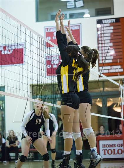 Thumbnail 3 in El Dorado @ Flintridge Sacred Heart (CIF SS Playoffs) photogallery.