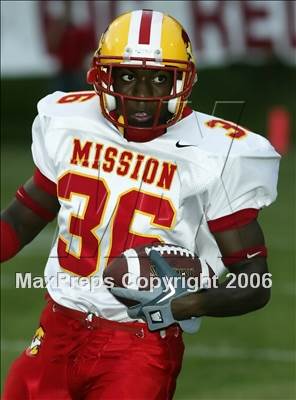 Thumbnail 1 in Mission Viejo @ Mater Dei photogallery.