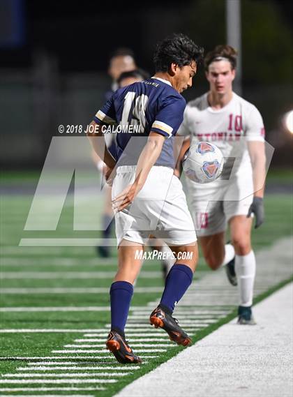 Thumbnail 3 in Antonian Prep @ Central Catholic photogallery.