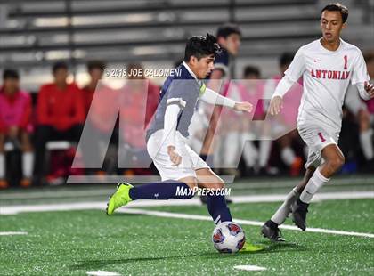 Thumbnail 2 in Antonian Prep @ Central Catholic photogallery.