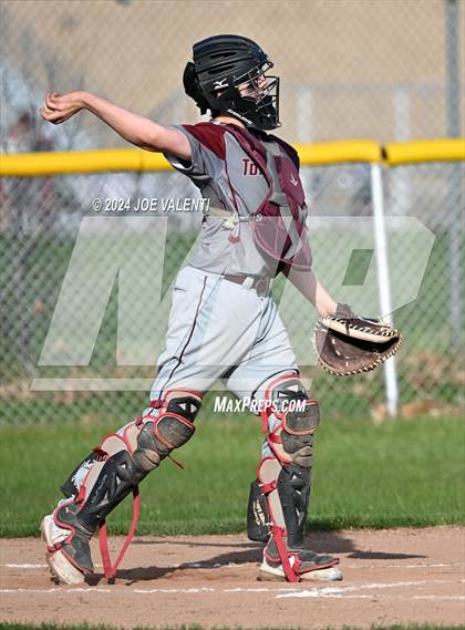 Thumbnail 3 in Cardinal O'Hara @ Tonawanda photogallery.