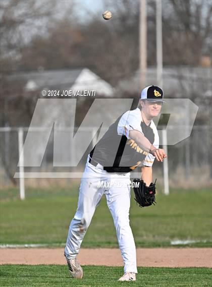 Thumbnail 3 in Cardinal O'Hara @ Tonawanda photogallery.