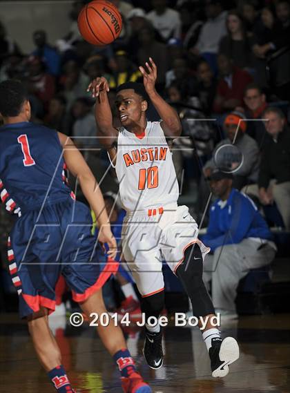 Thumbnail 2 in Bob Jones vs Austin (Huntsville Times Classic) photogallery.