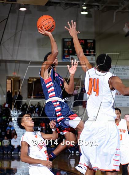Thumbnail 2 in Bob Jones vs Austin (Huntsville Times Classic) photogallery.