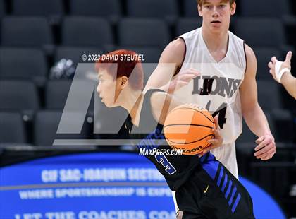 Thumbnail 1 in Sacramento Waldorf vs. Valley Christian (CIF SJS D6 Final) photogallery.