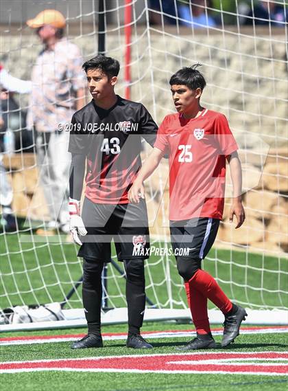 Thumbnail 2 in Bel Air vs Wakeland (UIL 5A Final) photogallery.