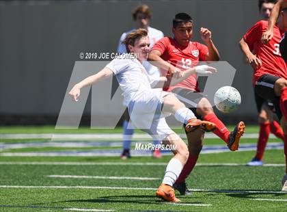 Thumbnail 2 in Bel Air vs Wakeland (UIL 5A Final) photogallery.