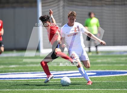 Thumbnail 3 in Bel Air vs Wakeland (UIL 5A Final) photogallery.