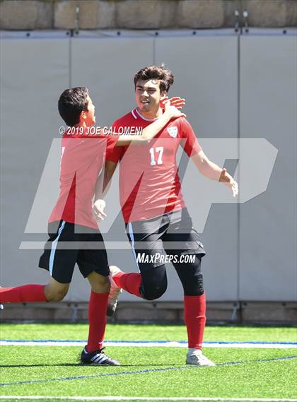 Thumbnail 3 in Bel Air vs Wakeland (UIL 5A Final) photogallery.