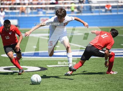 Thumbnail 2 in Bel Air vs Wakeland (UIL 5A Final) photogallery.