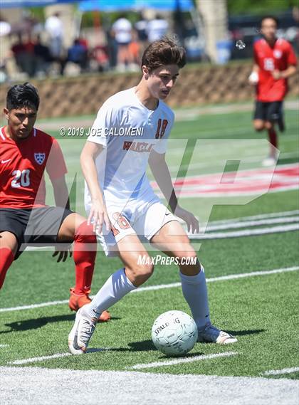 Thumbnail 1 in Bel Air vs Wakeland (UIL 5A Final) photogallery.