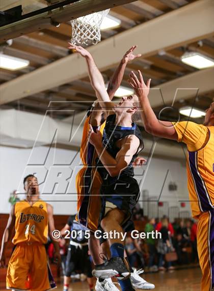 Thumbnail 1 in Pioneer vs. Lathrop photogallery.
