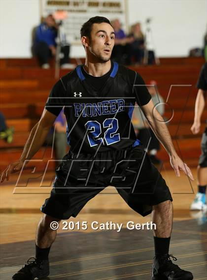 Thumbnail 3 in Pioneer vs. Lathrop photogallery.