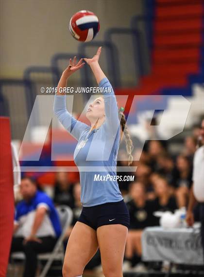 Thumbnail 1 in Valley Christian vs. Presentation (CIF CCS D2 Final) photogallery.