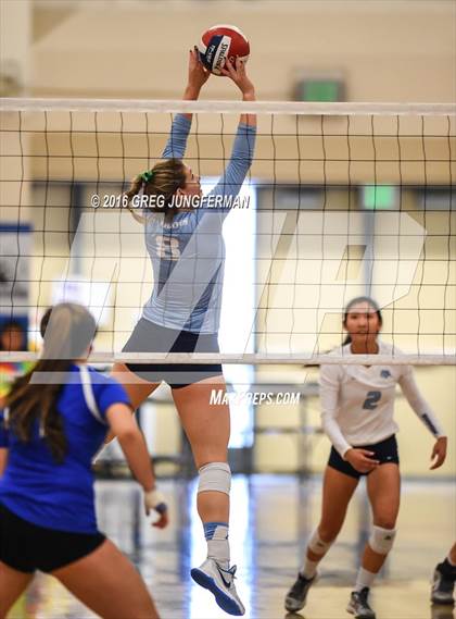 Thumbnail 2 in Valley Christian vs. Presentation (CIF CCS D2 Final) photogallery.