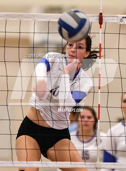 Thumbnail 2 in Valley Christian vs. Presentation (CIF CCS D2 Final) photogallery.