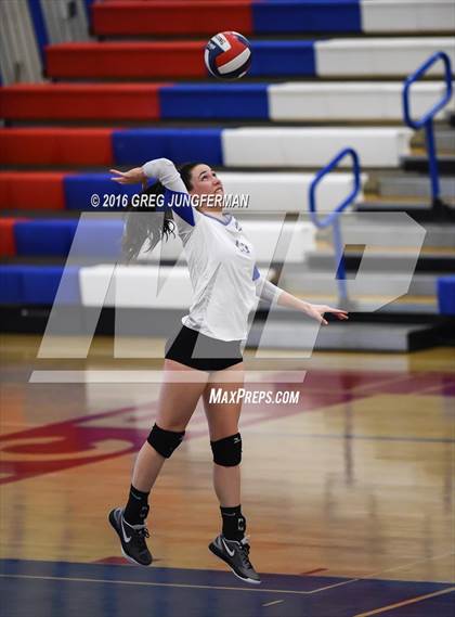 Thumbnail 1 in Valley Christian vs. Presentation (CIF CCS D2 Final) photogallery.