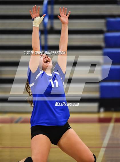 Thumbnail 2 in Valley Christian vs. Presentation (CIF CCS D2 Final) photogallery.
