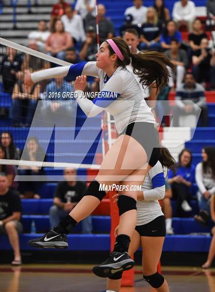 Thumbnail 3 in Valley Christian vs. Presentation (CIF CCS D2 Final) photogallery.