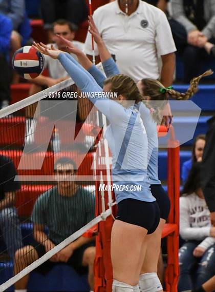 Thumbnail 2 in Valley Christian vs. Presentation (CIF CCS D2 Final) photogallery.