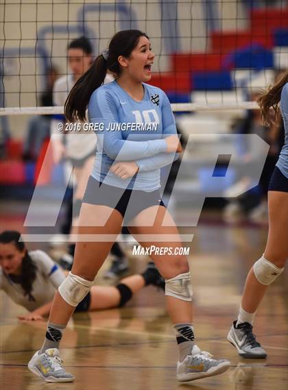 Thumbnail 1 in Valley Christian vs. Presentation (CIF CCS D2 Final) photogallery.