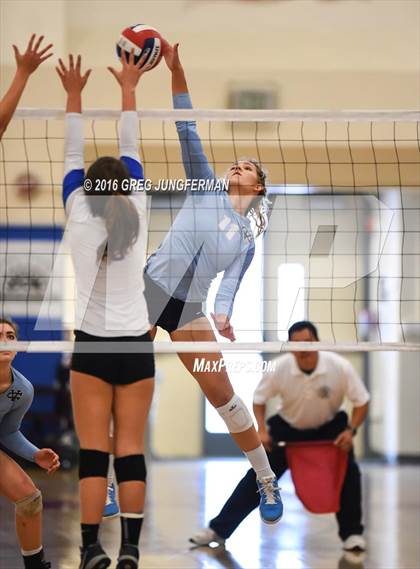 Thumbnail 3 in Valley Christian vs. Presentation (CIF CCS D2 Final) photogallery.