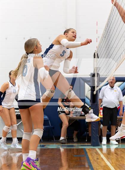 Thumbnail 3 in Hoover vs. Philip Barbour (Philip Barbour Tournament) photogallery.