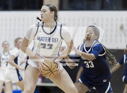 Thumbnail 3 in Principia vs Mater Dei (SWIC Showdown) photogallery.