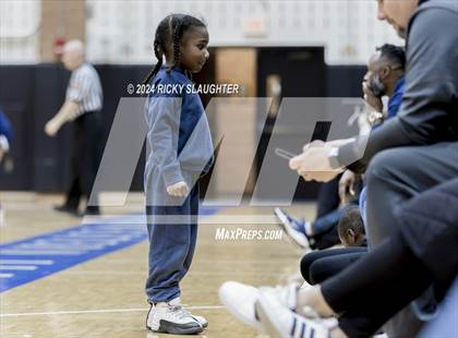 Thumbnail 1 in Principia vs Mater Dei (SWIC Showdown) photogallery.