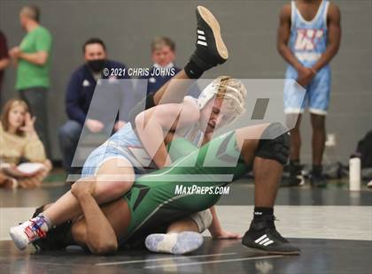 Thumbnail 3 in Parkway West photogallery.