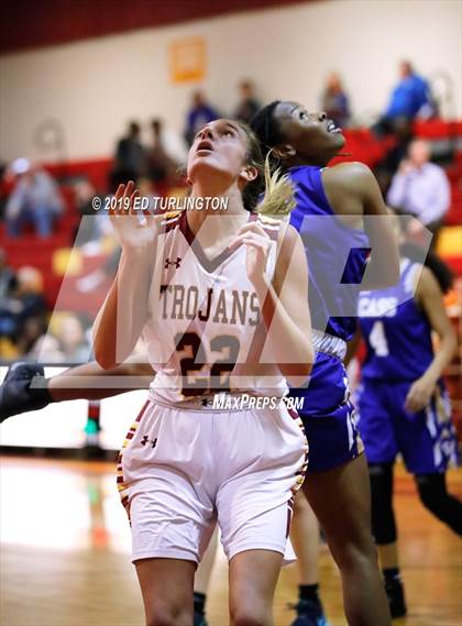 Thumbnail 1 in Cass @ Lassiter photogallery.