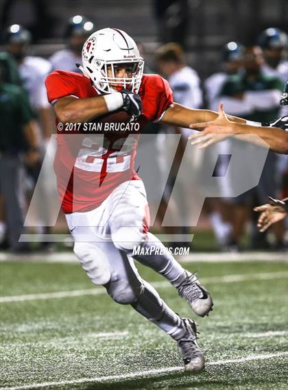 Thumbnail 3 in Irvine Vaqueros vs. Beckman Patriots photogallery.
