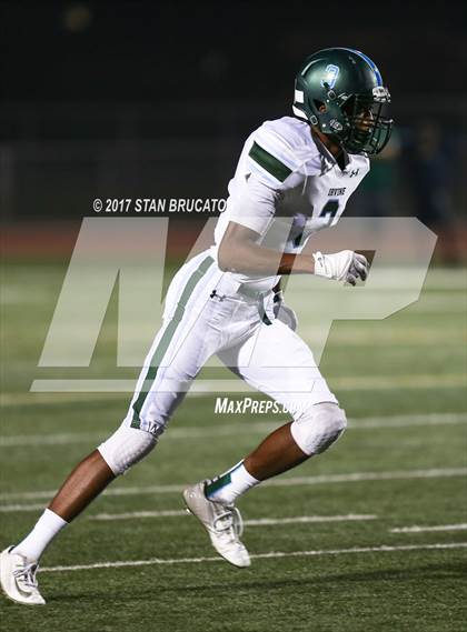 Thumbnail 2 in Irvine Vaqueros vs. Beckman Patriots photogallery.