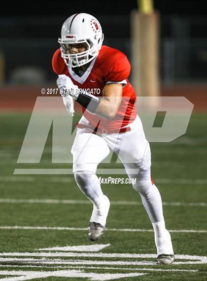 Thumbnail 3 in Irvine Vaqueros vs. Beckman Patriots photogallery.