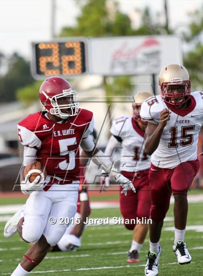 Thumbnail 2 in Terrebonne @ E.D. White (Scrimmage) photogallery.