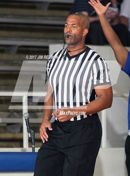 Thumbnail 1 in Dickinson vs. Fort Bend Bush (McDonald's Texas Invitational) photogallery.