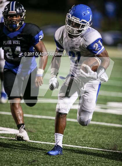 Thumbnail 2 in Tyler @ Plano West photogallery.