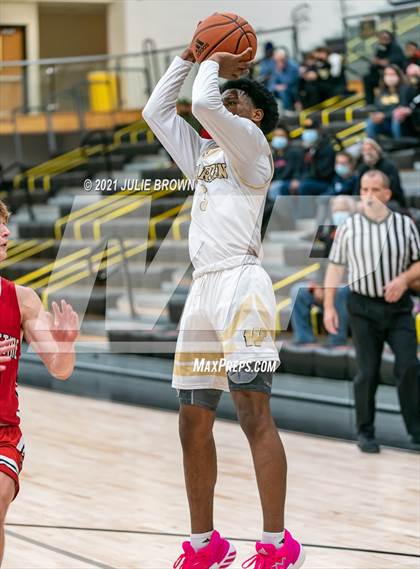 Thumbnail 3 in New Palestine @ Warren Central photogallery.
