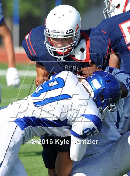 Thumbnail 2 in FR: Nolan Catholic @ Richland Gray photogallery.