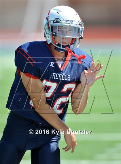 Thumbnail 3 in FR: Nolan Catholic @ Richland Gray photogallery.