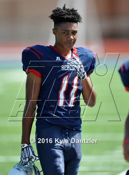 Thumbnail 3 in FR: Nolan Catholic @ Richland Gray photogallery.