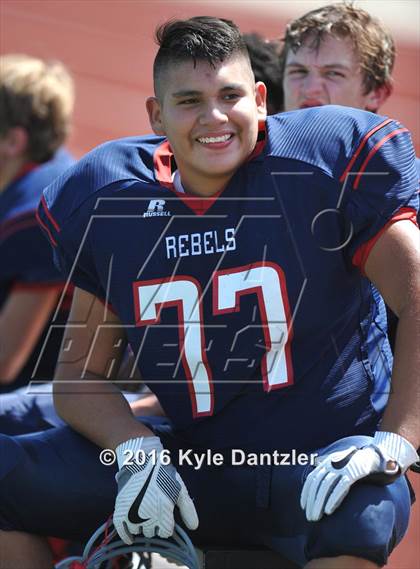 Thumbnail 2 in FR: Nolan Catholic @ Richland Gray photogallery.