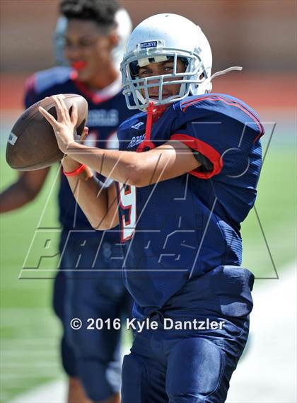 Thumbnail 1 in FR: Nolan Catholic @ Richland Gray photogallery.