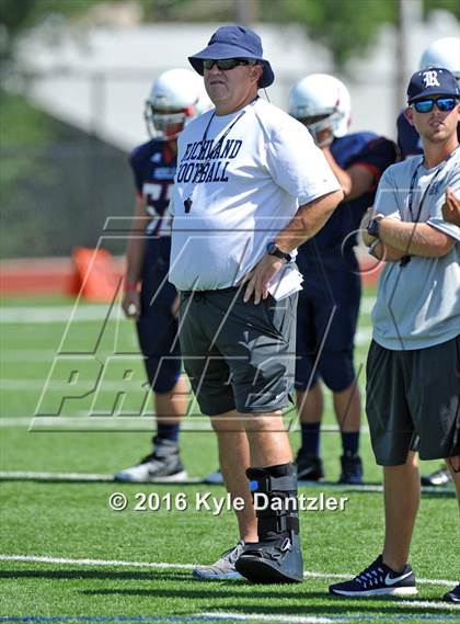 Thumbnail 3 in FR: Nolan Catholic @ Richland Gray photogallery.