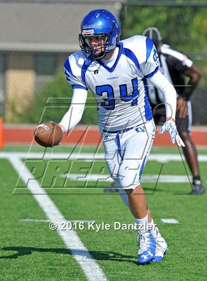 Thumbnail 2 in FR: Nolan Catholic @ Richland Gray photogallery.