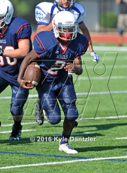 Thumbnail 2 in FR: Nolan Catholic @ Richland Gray photogallery.